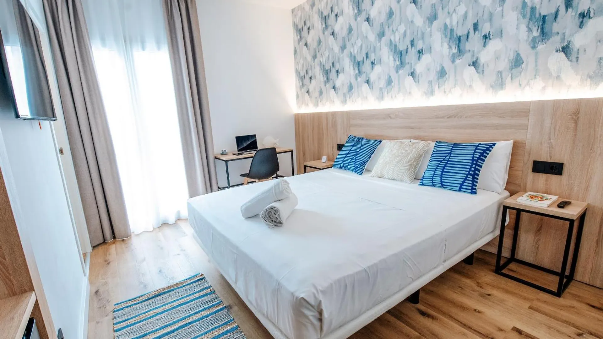 Sweet Lloret Suites Lloret de Mar Hotel